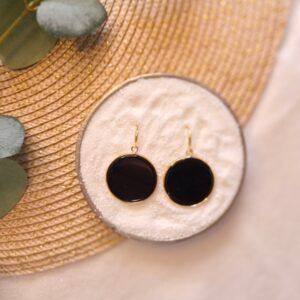 Brooke - Elegante goudkleurige oorbellen met zwart of roze glas