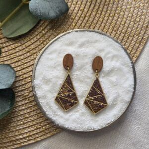 Lola - Geometrische oorbellen met hout en goud